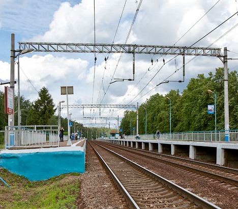 Пассажирские платформы на станции "Победа" 