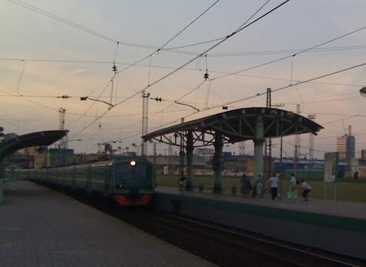 Электропоезд на станции "Сортировочная"