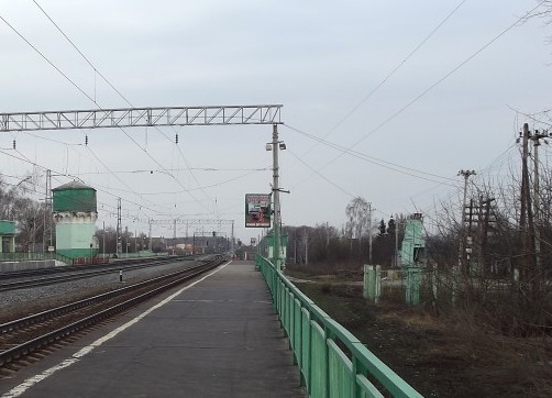 Посадочная платформа на станции "Фруктовая"