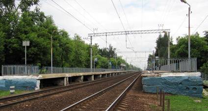 Линии железной дороги около платформы "Валентиновка"