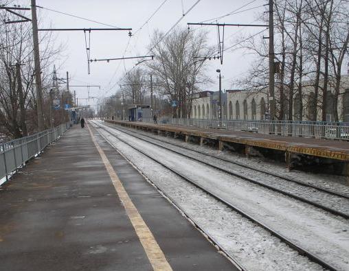 Платформа на станции "Гагаринская" 