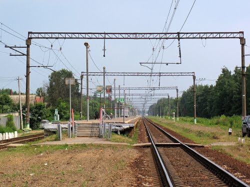 Линии железной дороги возле платформы "Вялки"